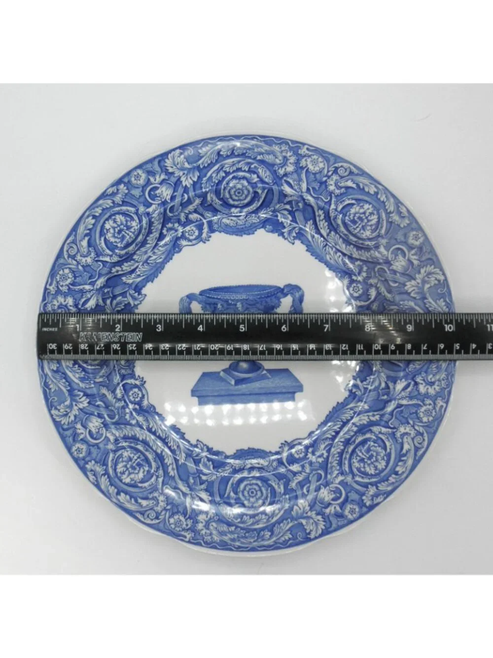 Victorian and Georgian Collection by Spode Mixed Lot 1 Dinner 1 Salad Set of 2